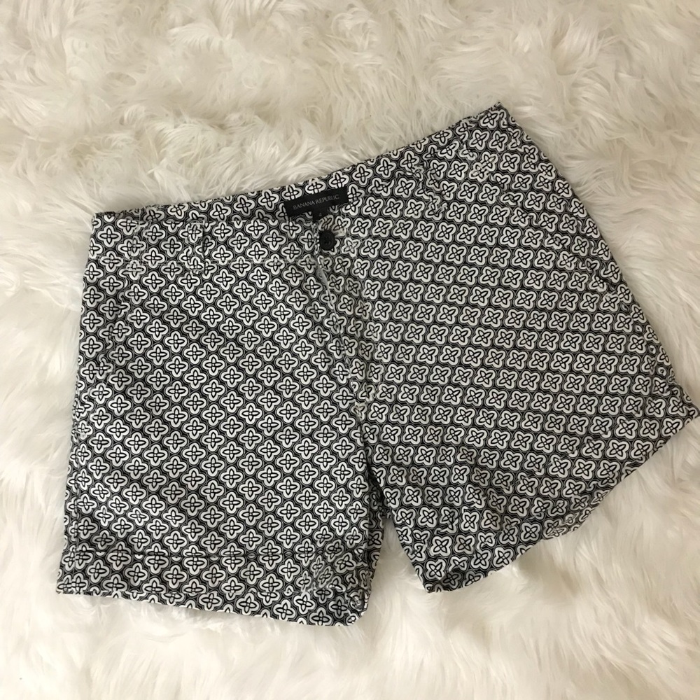 Banana Republic Black & White Shorts